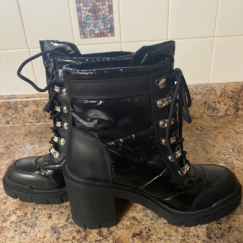 NEW Marc Fisher Mlvaina Shiny Puffer Hiker Black Boots Block Heel US Siz…